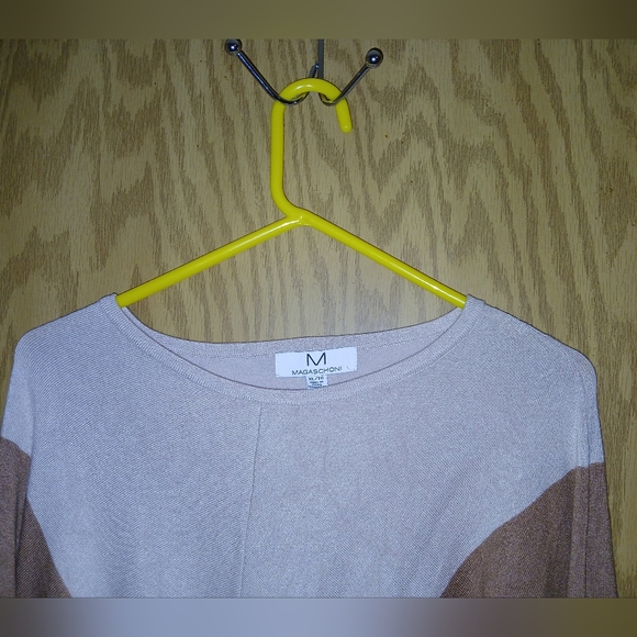 Magaschoni Sweatshirt Long Sleeve Womens Size XL Brown Tan & Black Golden Accent - Picture 8 of 13